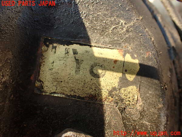 2UPJ-24354400]デリカ スターワゴン(P25W)リアデフホーシング 中古_m0003.jpg
