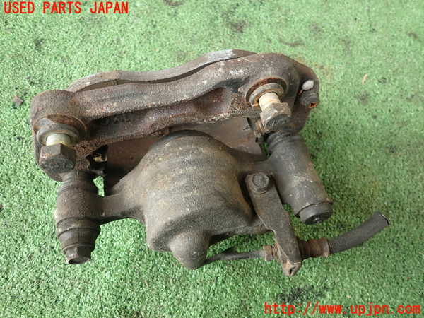 2UPJ-24354080]デリカ スターワゴン(P25W)右フロントキャリパー 【ジャンク品】 中古_m0002.jpg