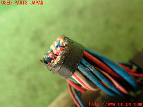 2UPJ-24356741]デリカ スターワゴン(P25W)ヒューズボックス1 中古_m0003.jpg