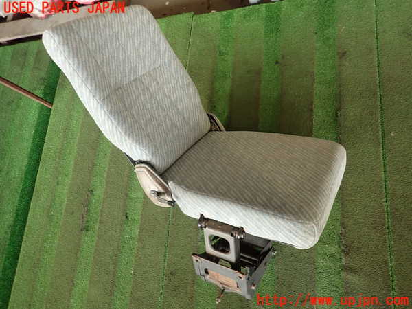 2UPJ-24367465]デリカ スターワゴン(P35W)補助席 【ジャンク品】 中古_m0001.jpg