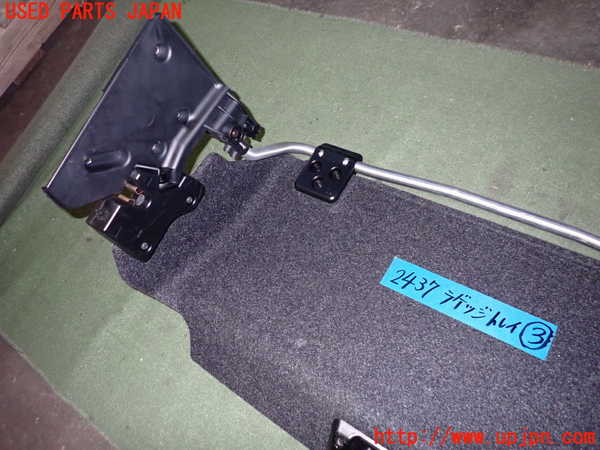 2UPJ-24377773]BMW Z4(LM25)ラゲッジトレイ3 中古 (E89)_m0002.jpg