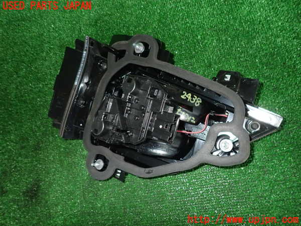 2UPJ-24381550]BMW X2(YH15)右リアフィニッシャー 中古 （F39）_m0002.jpg
