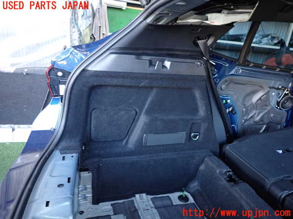 2UPJ-24387680]BMW X2(YH15)左リアピラートリム 中古 （F39）_m0001.jpg