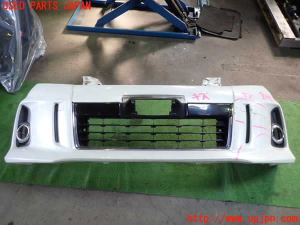 1UPJ-24391010]エスティマハイブリッド(AHR20W)フロントバンパー 中古_m0001.jpg
