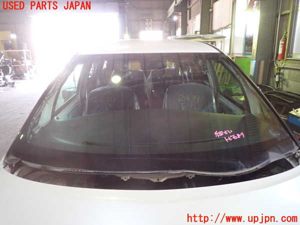 1UPJ-24391195]エスティマハイブリッド(AHR20W)フロントガラス 43R-000175 中古_m0001.jpg