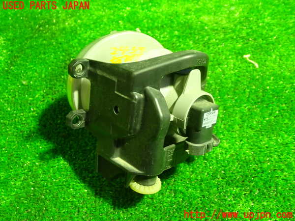 1UPJ-24391180]エスティマハイブリッド(AHR20W)右フォグ 中古_m0002.jpg