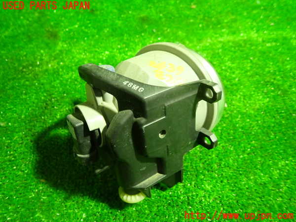 1UPJ-24391182]エスティマハイブリッド(AHR20W)左フォグ 中古_m0002.jpg