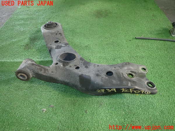 1UPJ-24395186]エスティマハイブリッド(AHR20W)左フロントロアアーム1 中古_m0001.jpg