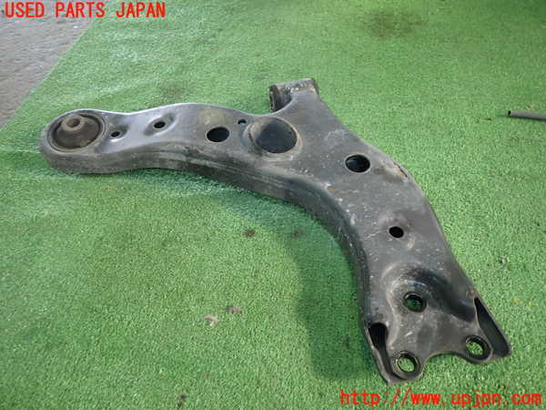 1UPJ-24395186]エスティマハイブリッド(AHR20W)左フロントロアアーム1 中古_m0002.jpg