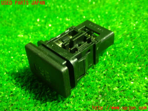 1UPJ-24396310]エスティマハイブリッド(AHR20W)スイッチ5 (AC 100V) 中古_m0002.jpg