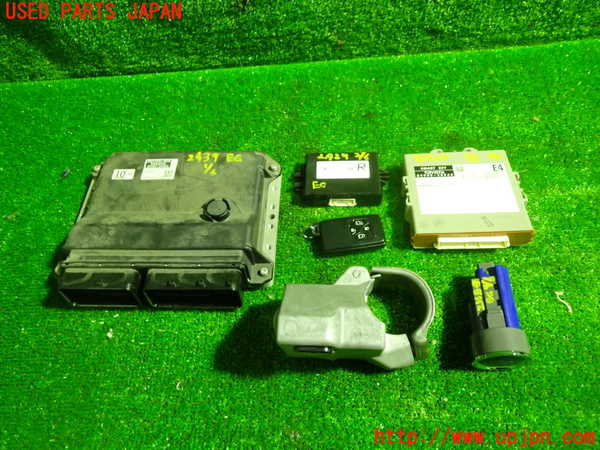 1UPJ-24396110]エスティマハイブリッド(AHR20W)エンジンコンピューター 中古_m0001.jpg