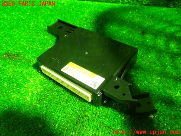 1UPJ-24396147]エスティマハイブリッド(AHR20W)コンピューター2 (86572-28040) 中古_m0001.jpg