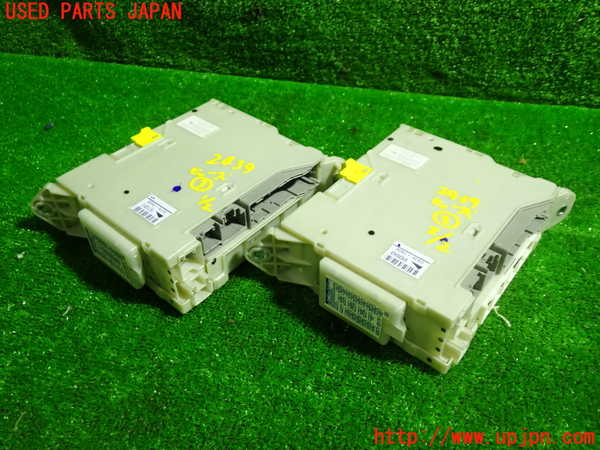 1UPJ-24396743]エスティマハイブリッド(AHR20W)ヒューズボックス3 中古_m0001.jpg