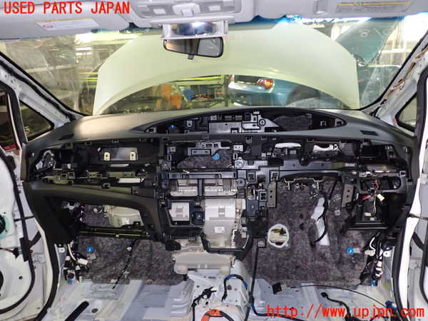 1UPJ-24397505]エスティマハイブリッド(AHR20W)ダッシュボード 中古_m0001.jpg