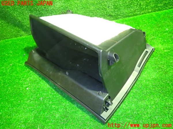 1UPJ-24397516]エスティマハイブリッド(AHR20W)グローブボックス1 (下側) 中古_m0002.jpg