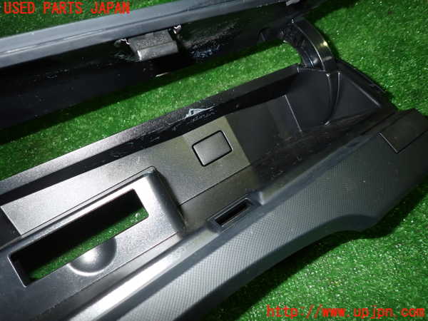 1UPJ-24397841]エスティマハイブリッド(AHR20W)小物入れ1 中古_m0004.jpg