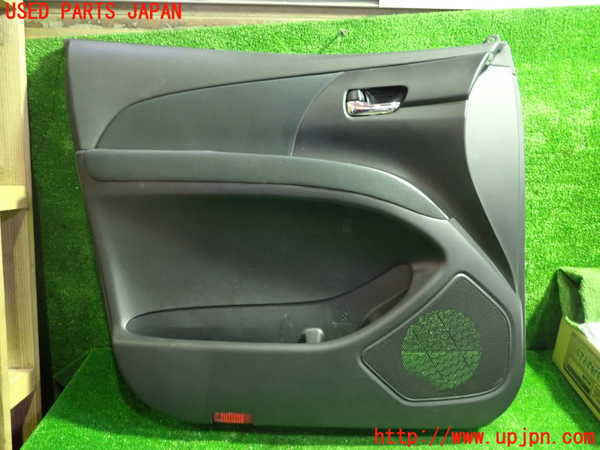 1UPJ-24391264]エスティマハイブリッド(AHR20W)左前ドア内張り 中古_m0001.jpg