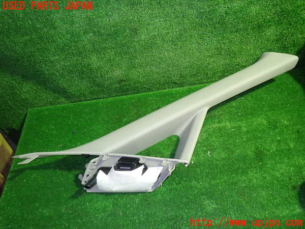 1UPJ-24397655]エスティマハイブリッド(AHR20W)右フロントピラートリム 中古_m0001.jpg
