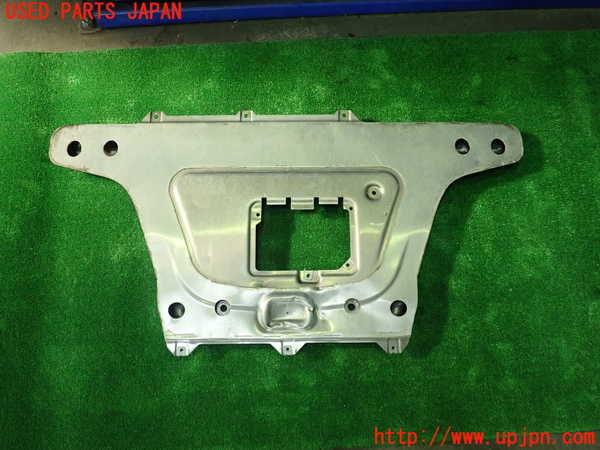 1UPJ-24402170]BMW Z4 ロードスター E85 (BT22)エンジンアンダーカバー 中古_m0001.jpg