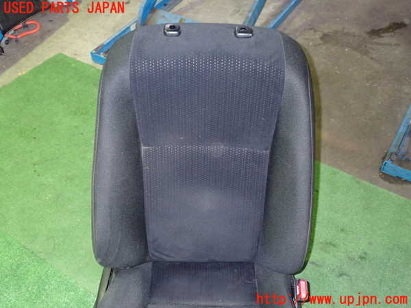 1UPJ-24417035]カローラ フィールダー ハイブリッド(NKE165G)運転席シート 中古_m0003.jpg