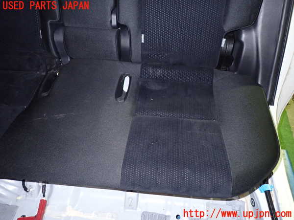 1UPJ-24417385]カローラ フィールダー ハイブリッド(NKE165G)リアシート 中古_m0002.jpg