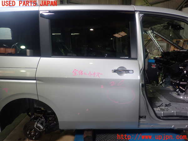 5UPJ-24421290]セレナ(NC28)右後ドア 43R-00150 中古_m0001.jpg