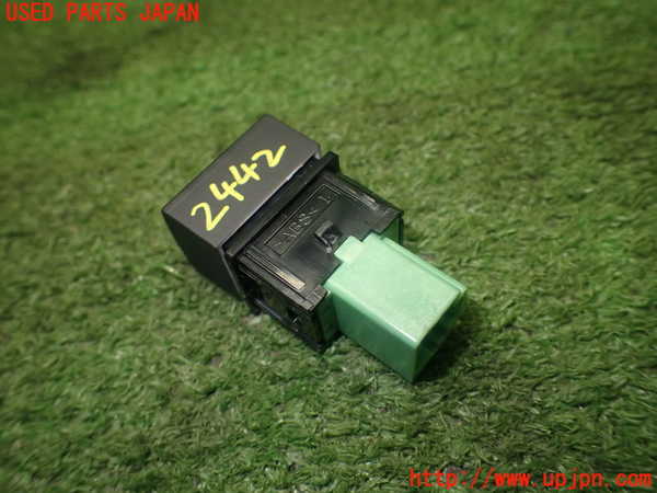 5UPJ-24426308]セレナ(NC28)スイッチ3 (トリップリセット) 中古_m0003.jpg