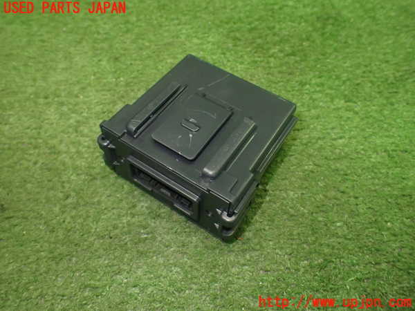 1UPJ-24426149]セレナ(NC28)コンピューター4 (285T3 7DA2C) 中古_m0002.jpg
