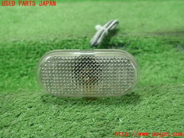 5UPJ-24431160]ルノー・カングー(KWH5F)右ウィンカーレンズ 中古_m0001.jpg