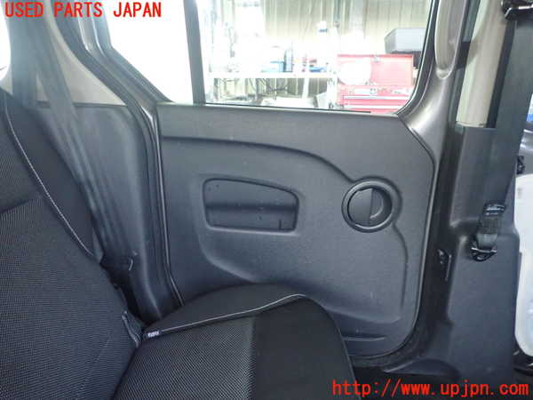 5UPJ-24431320]ルノー・カングー(KWH5F)左後ドア 43R-000464 中古_m0003.jpg