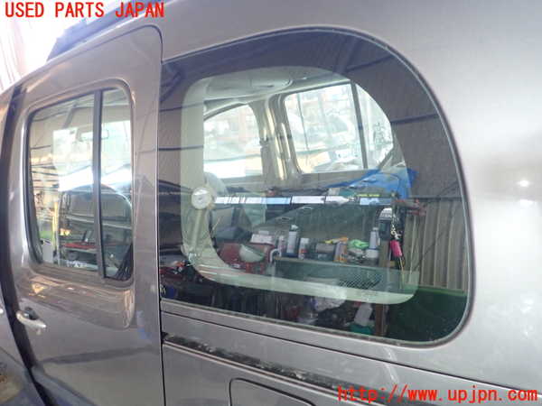5UPJ-24431382]ルノー・カングー(KWH5F)左クォーターガラス 43R-001057 中古_m0001.jpg