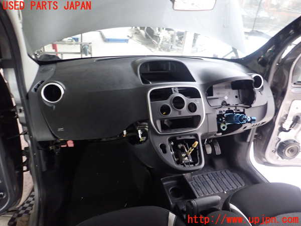 5UPJ-24437505]ルノー・カングー(KWH5F)ダッシュボード 中古_m0001.jpg