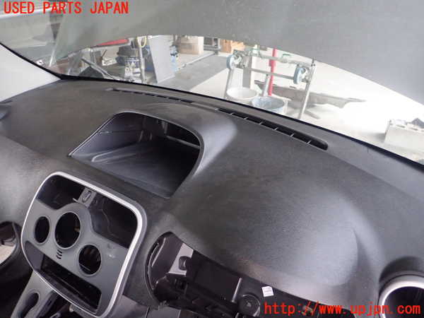 5UPJ-24437505]ルノー・カングー(KWH5F)ダッシュボード 中古_m0004.jpg