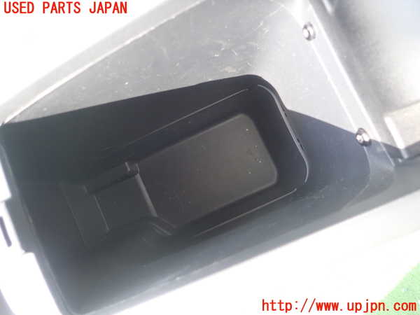 5UPJ-24437540]ルノー・カングー(KWH5F)センターコンソール 中古_m0004.jpg