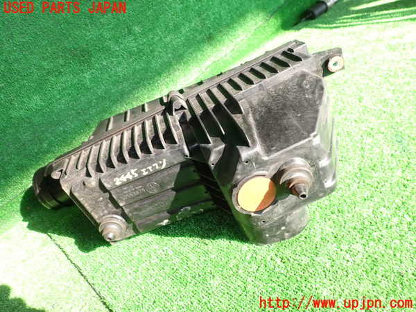 2UPJ-24452560]アルファロメオ・ジュリア(95222)エアクリーナーボックス 中古_m0004.jpg