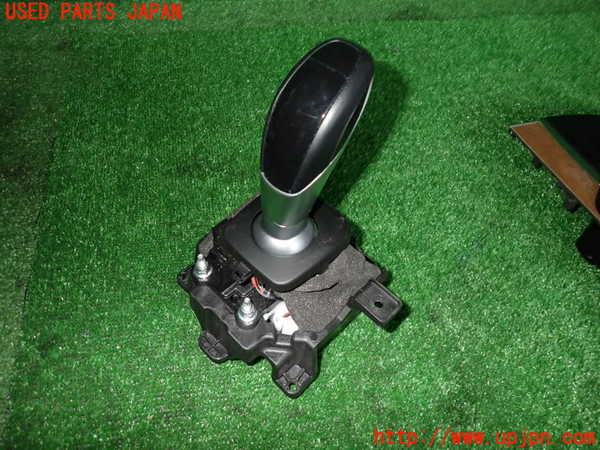 2UPJ-24457555]アルファロメオ・ジュリア(95222)ATシフトレバー 中古_m0001.jpg