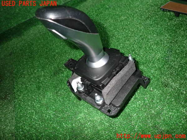 2UPJ-24457555]アルファロメオ・ジュリア(95222)ATシフトレバー 中古_m0002.jpg