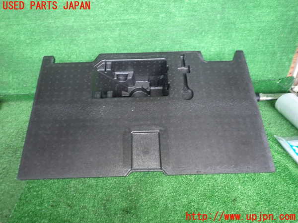 2UPJ-24457771]アルファロメオ・ジュリア(95222)ラゲッジトレイ1 中古_m0001.jpg