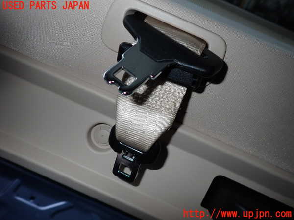 2UPJ-24457135]アルファロメオ・ジュリア(95222)真中2列目シートベルト 中古_m0001.jpg