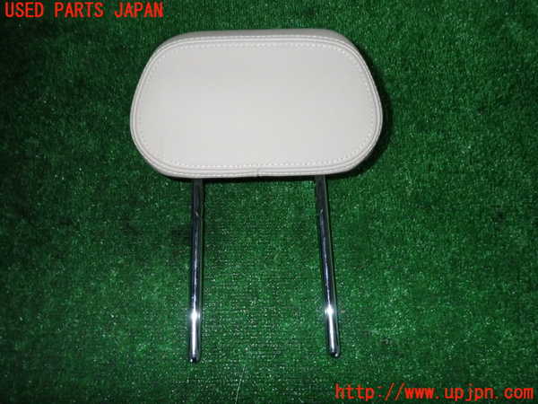 2UPJ-24457150]アルファロメオ・ジュリア(95222)右2列目ヘッドレスト 中古_m0001.jpg