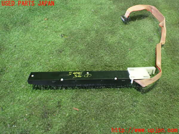 2UPJ-24466306]BMW 325i クーペ(KE25)(E92)スイッチ1 (ソナー) 中古_m0002.jpg