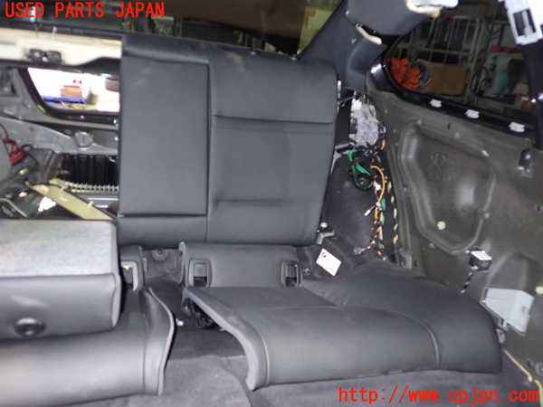 2UPJ-24467175]BMW 325i クーペ(KE25)(E92)左2列目シート 中古_m0001.jpg