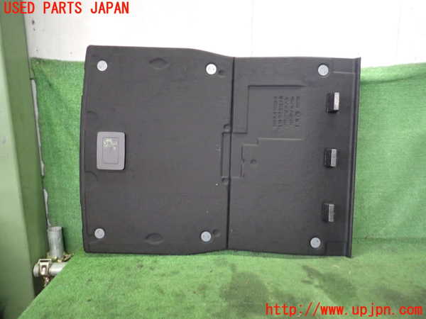 2UPJ-24467771]BMW 325i クーペ(KE25)(E92)ラゲッジトレイ1 中古_m0002.jpg