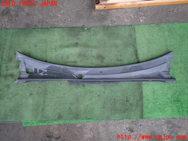 5UPJ-24471190]サニー(FB15)カウルトップ 中古_m0001.jpg