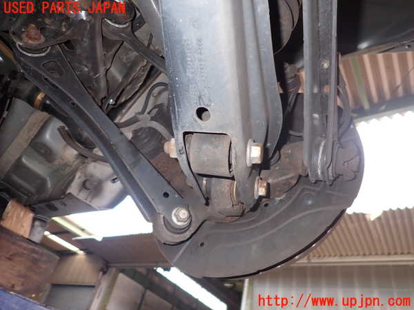 2UPJ-24484300]BMW X3(WX35)(F25)右リアナックルハブ 中古_m0002.jpg