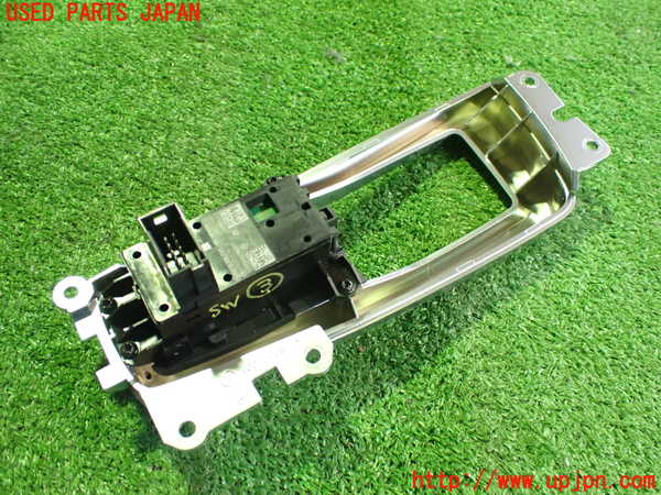 2UPJ-24486308]BMW X3(WX35)(F25)スイッチ3 (パーキングブレーキ) 中古_m0002.jpg