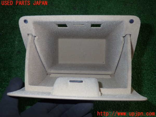 2UPJ-24487841]BMW X3(WX35)(F25)小物入れ1 中古_m0003.jpg