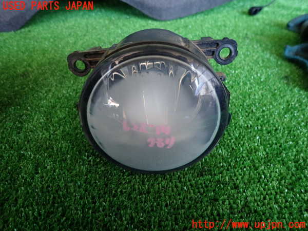 2UPJ-24491180]ルノー・メガーヌ R.S.(ルノー・スポール)(MF4R2)右フォグ 中古_m0001.jpg