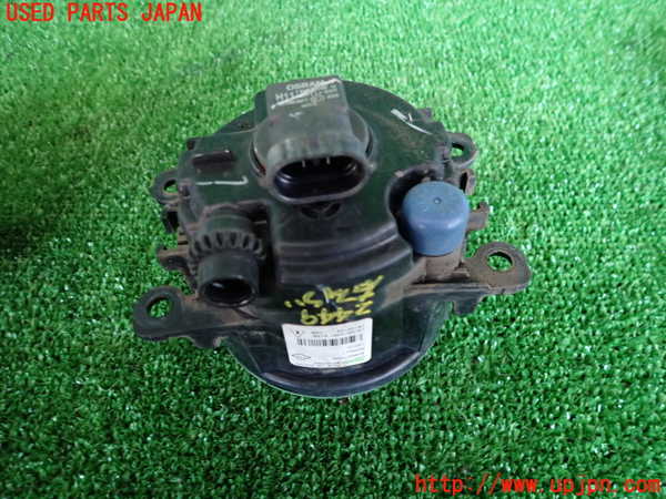 2UPJ-24491180]ルノー・メガーヌ R.S.(ルノー・スポール)(MF4R2)右フォグ 中古_m0002.jpg