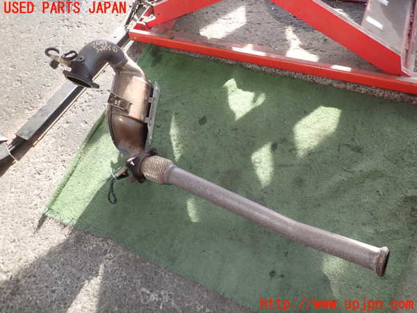 2UPJ-24492661]ルノー・メガーヌ R.S.(ルノー・スポール)(MF4R2)触媒1 中古_m0001.jpg